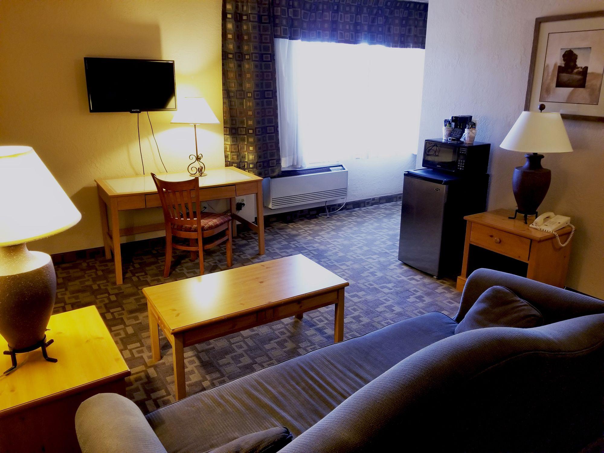 Fairbridge Inn, Suites & Outlaw Conference Center - Kalispell Exterior photo